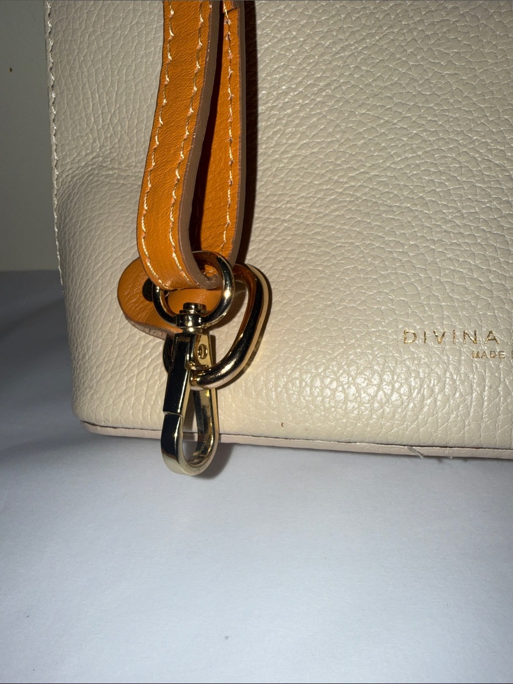 Leather Two-Tone Beige and Tan Women’s Backpack/Crossbody/Shoulder bag, new - Picture 4 of 10